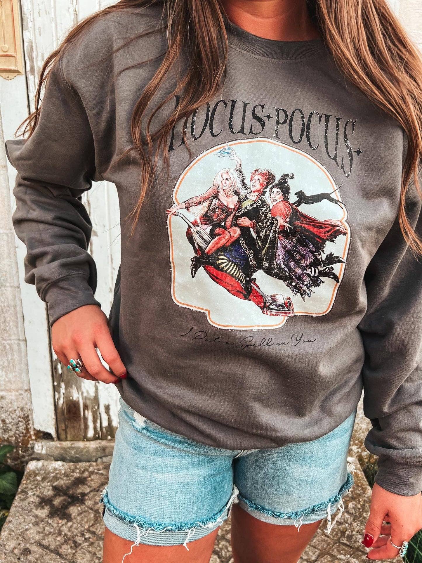 HOCUS POCUS SWEATSHIRT: