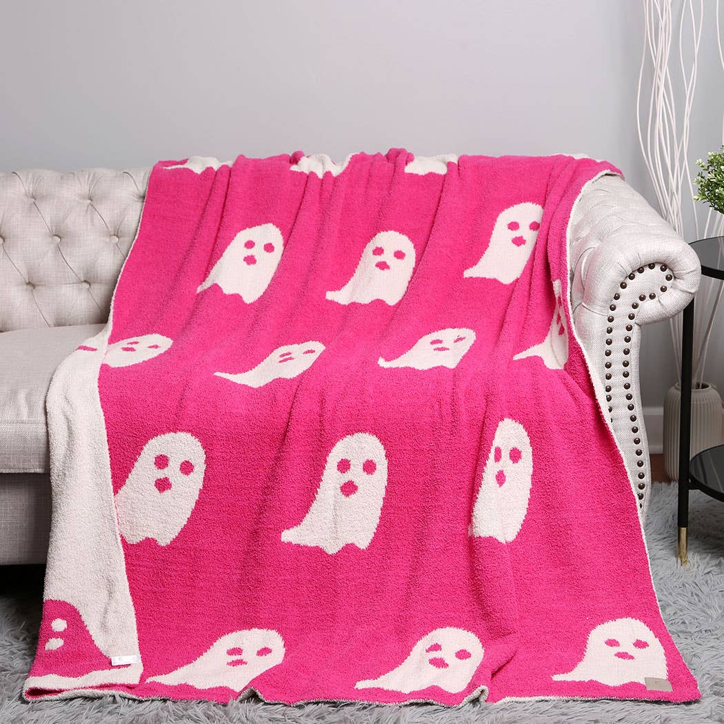 Fashion City - Ghost Patterned Throw Blanket: FUCHSIA / ONE SIZE