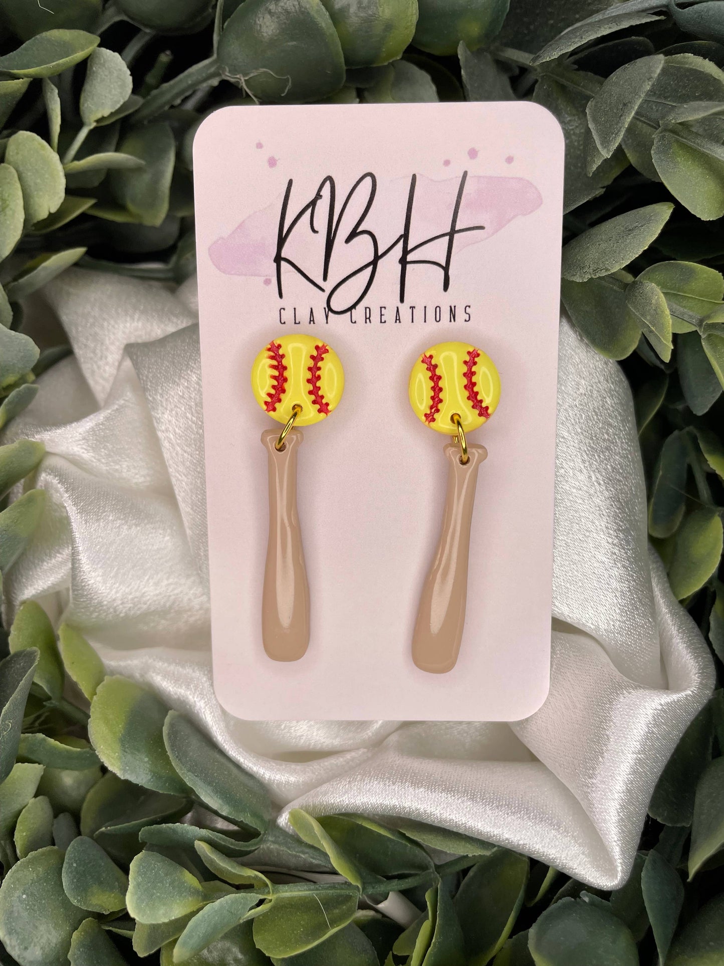 KBH CREATIONS - Softball/Baseball Bat Dangle Handmade Clay Earrings: Baseball