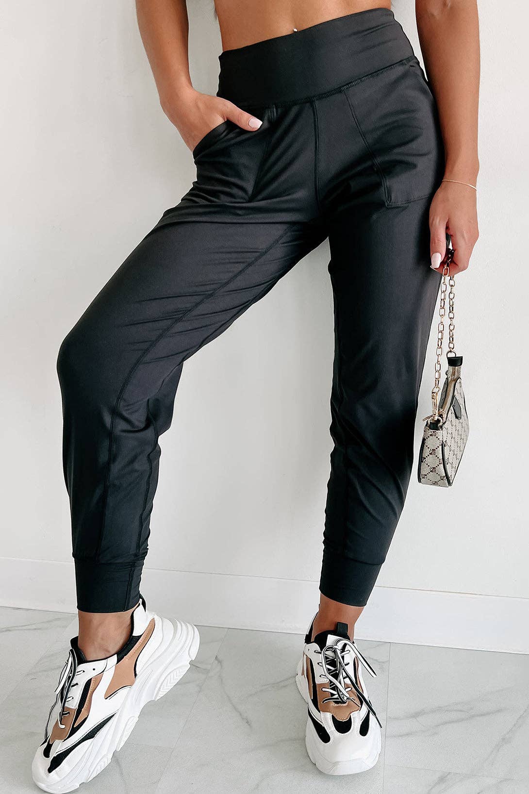FULL TIME PURCHASE - Exposed Seam High Waist Pocketed Joggers: Black / L