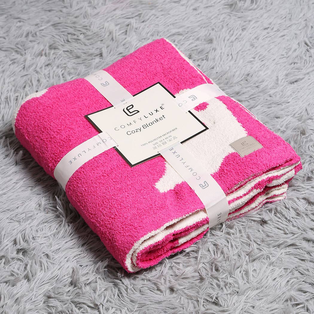 Fashion City - Ghost Patterned Throw Blanket: FUCHSIA / ONE SIZE