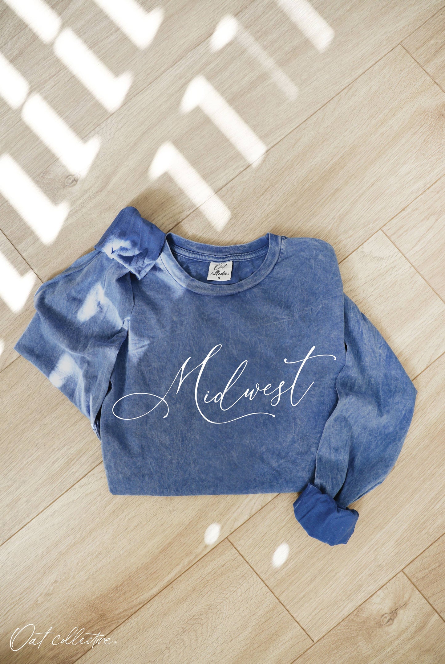 MIDWEST Mineral Washed Long Sleeve Graphic : DENIM BLUE