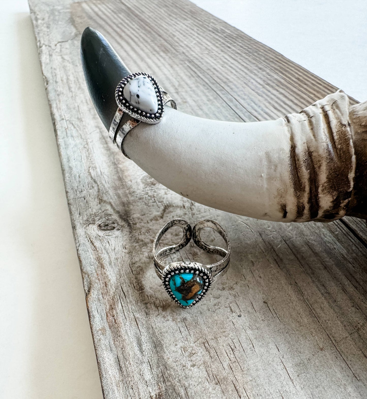Boho Ranch Shop - Western Teardrop Stone Adjustable Ring : TURQUOISE