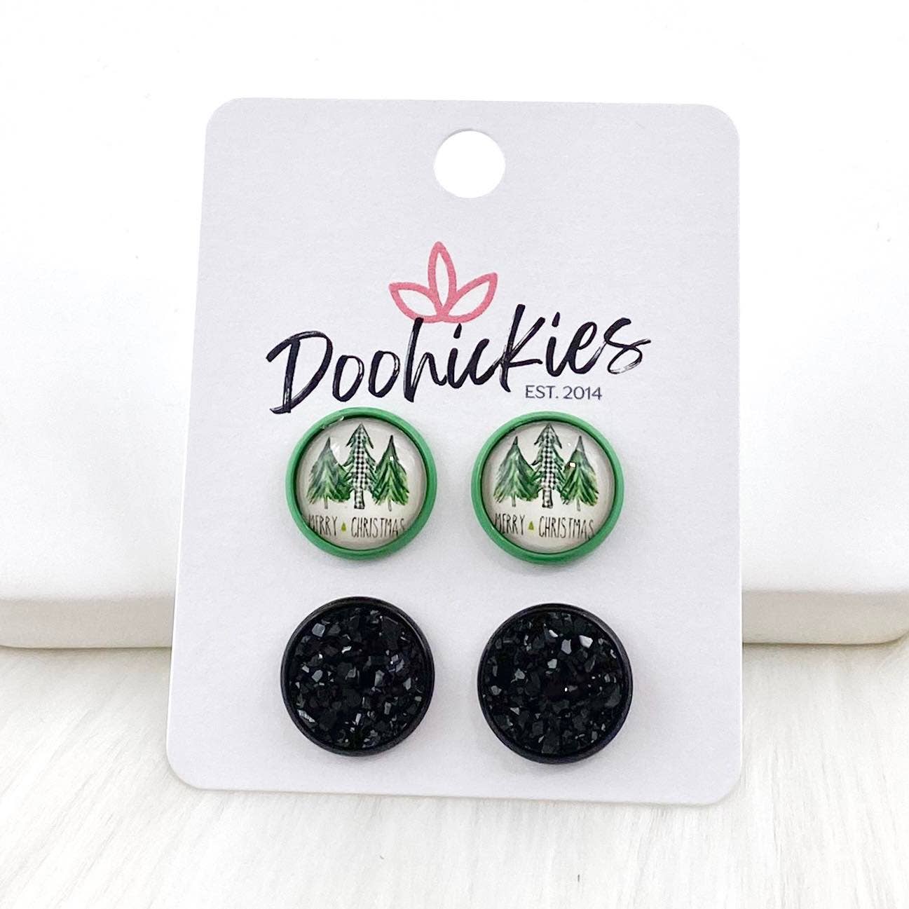 Doohickies - 12mm Green Merry Christmas Trees & Black in Green/Black
