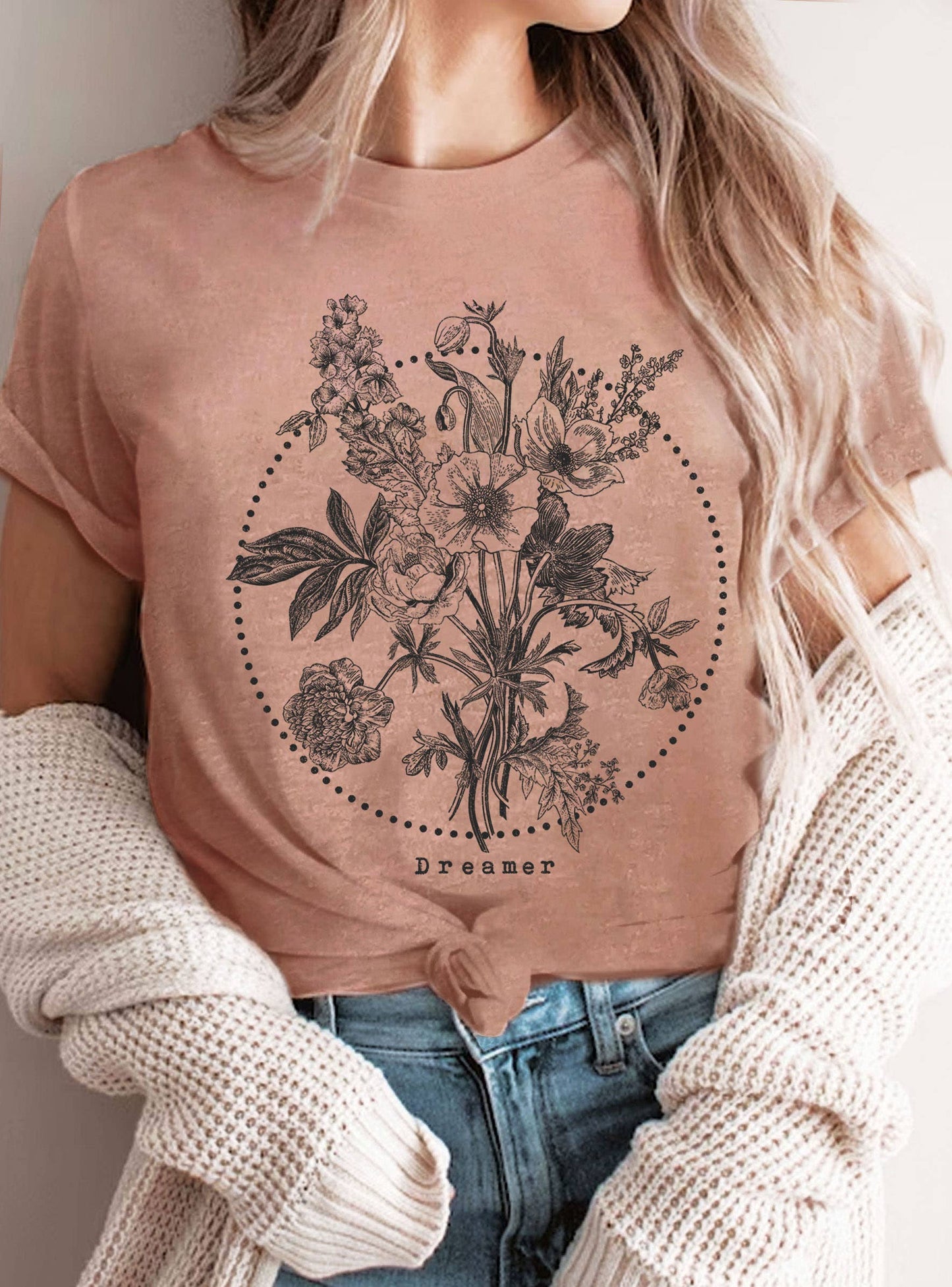 Rustee Clothing - DREAMER FLOWER GRAPHIC TSHIRTS: Black